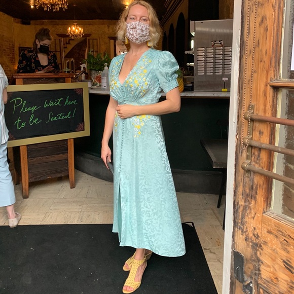 Meet your Posher, Ashlie - Picture 6 of 6